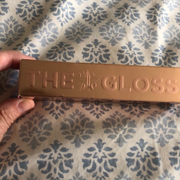 JEFFREE STAR The Gloss, color Silk Robe, beautiful neutral, NWT - Picture 2 of 4